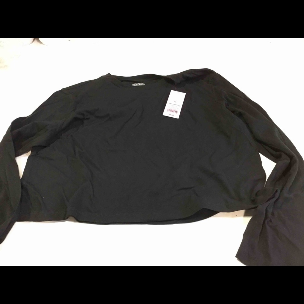 Wild Fable slightly cropped long sleeve shirt - BLACK